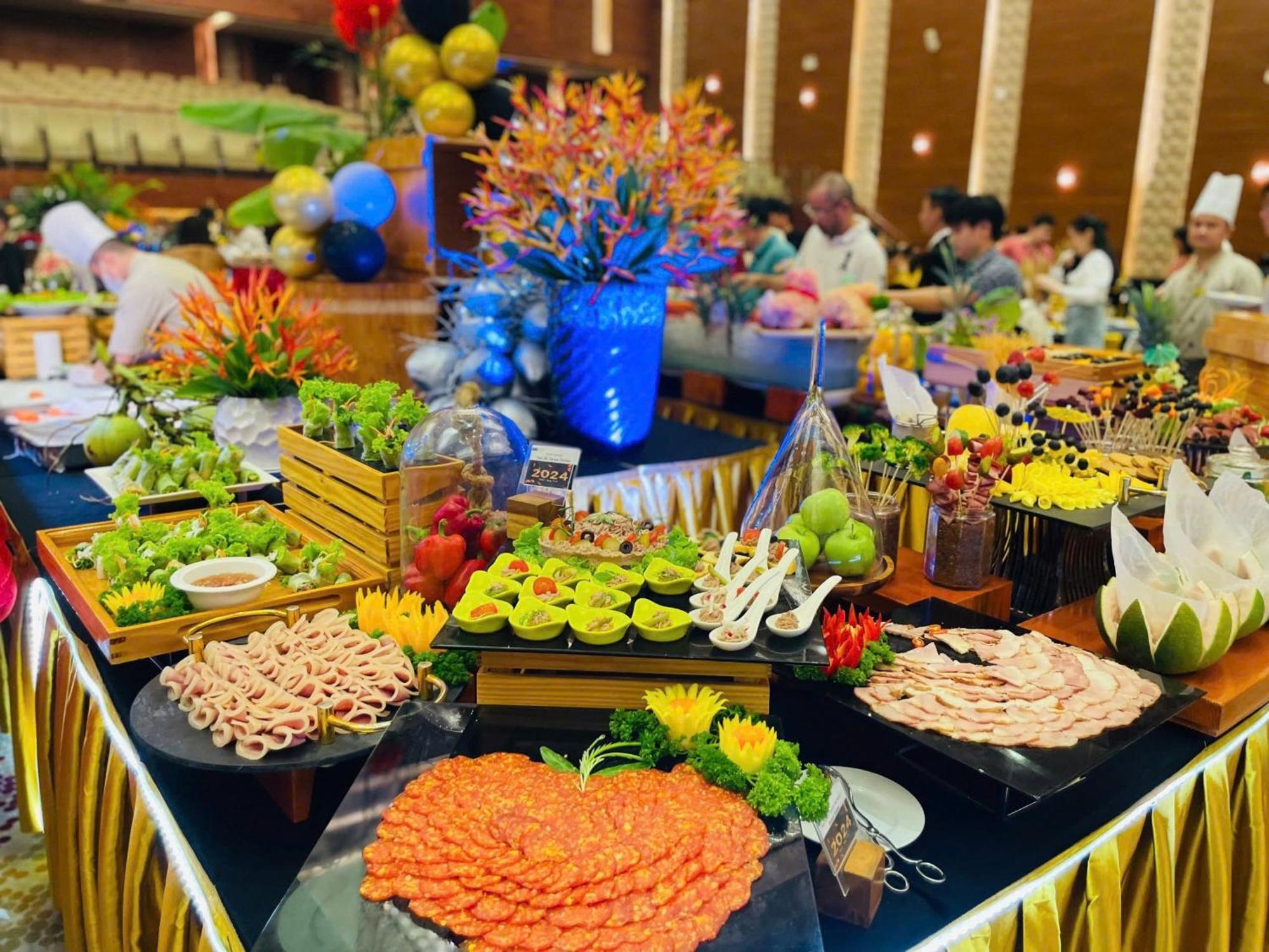 Flc Luxury Resort Quy Nhon Esterno foto